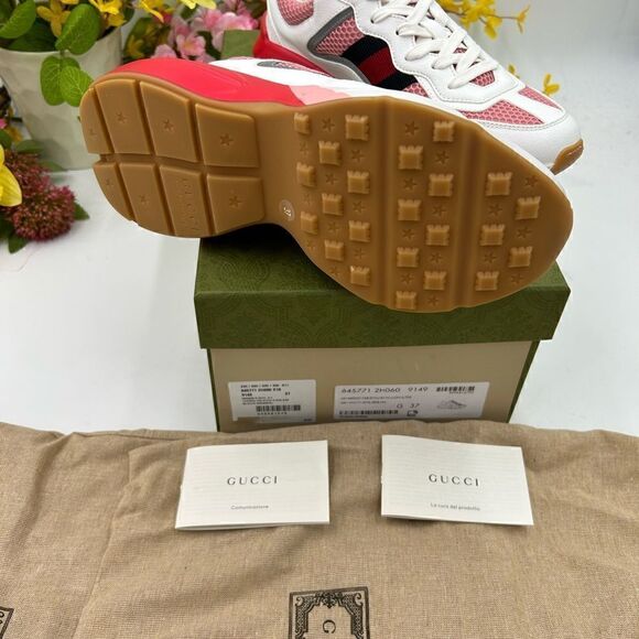 SOLD!!!!!!!!     Women’s Gucci Rython sneakers, size 37 made in Italy - Picture 5 of 11